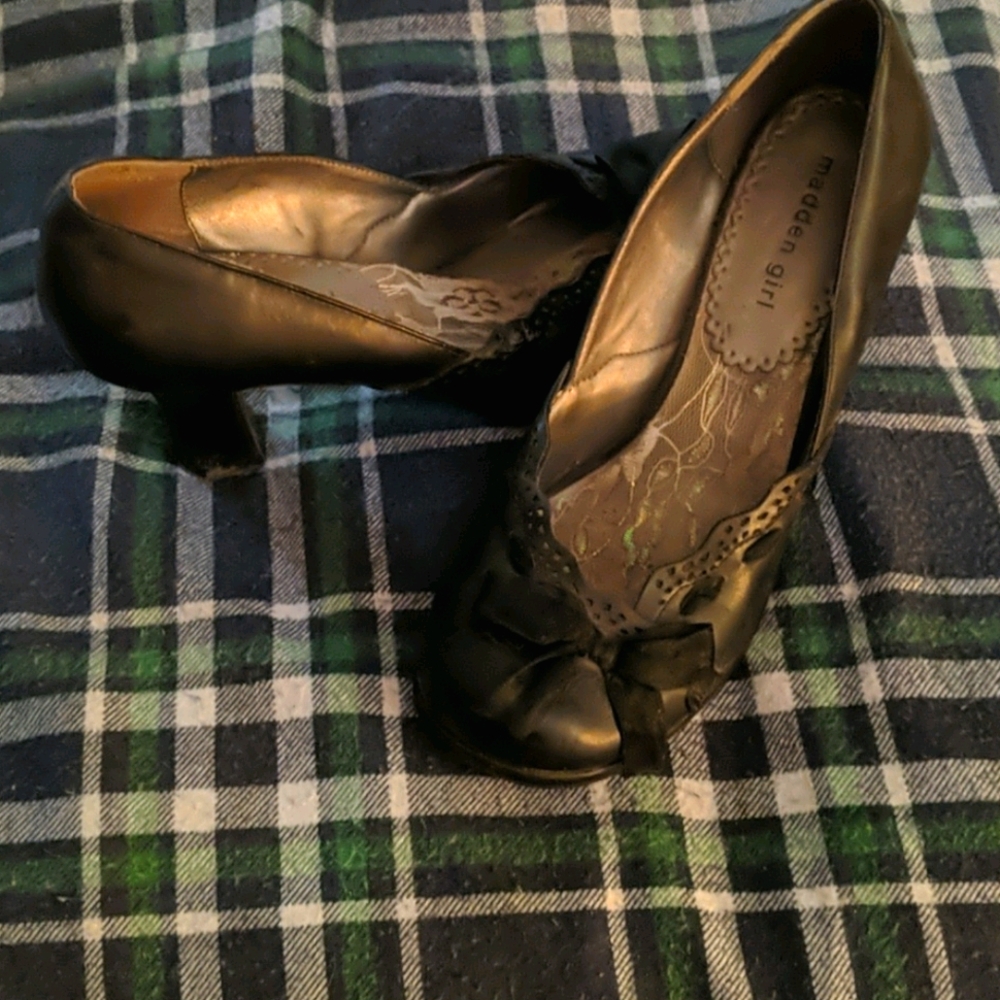Madden Girl pumps
